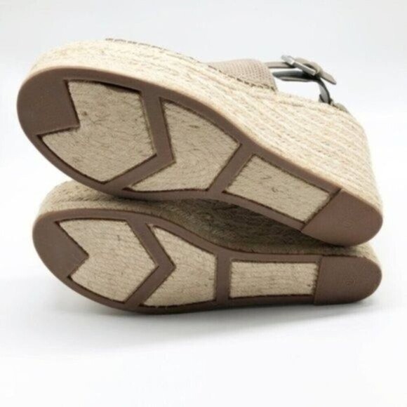 MARC FISHER Annie Perforated Espadrille Wedge - Picture 7 of 7